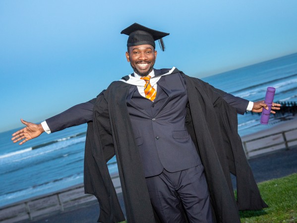 rgu graduate at aberdeen beach