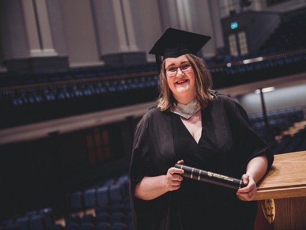 Kathryn Symmonds - BA (Hons) Management Kathryn Symmonds - BA (Hons) Management